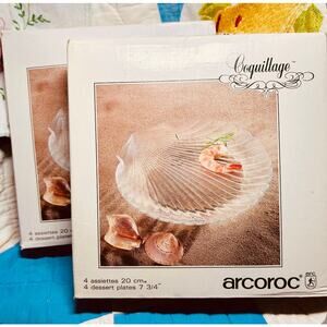 Arcoroc France Coquillage Shell Plates–Set of 8–7.75" 2 sets of 4-original box